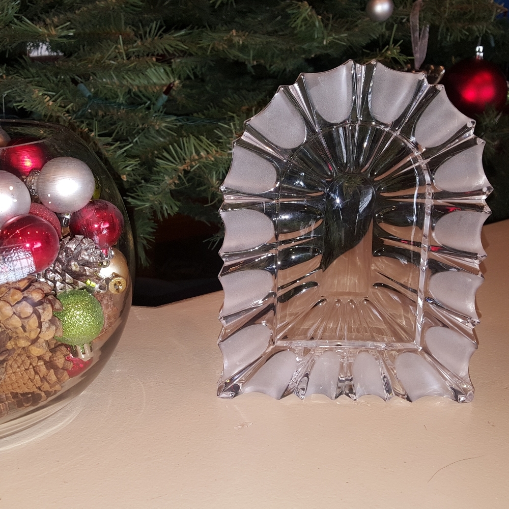 Mikasa Cathedral Crystal Picture Frame - Picture 2 of 4